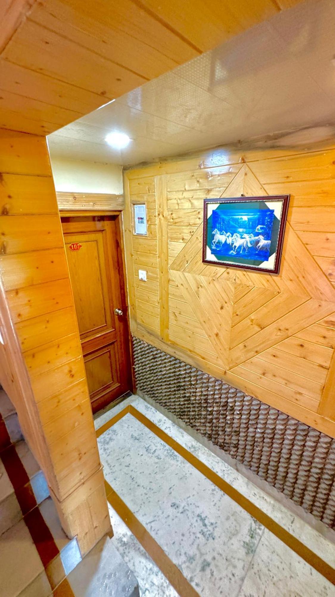 Hotel Apple Regency Shimla Exterior photo