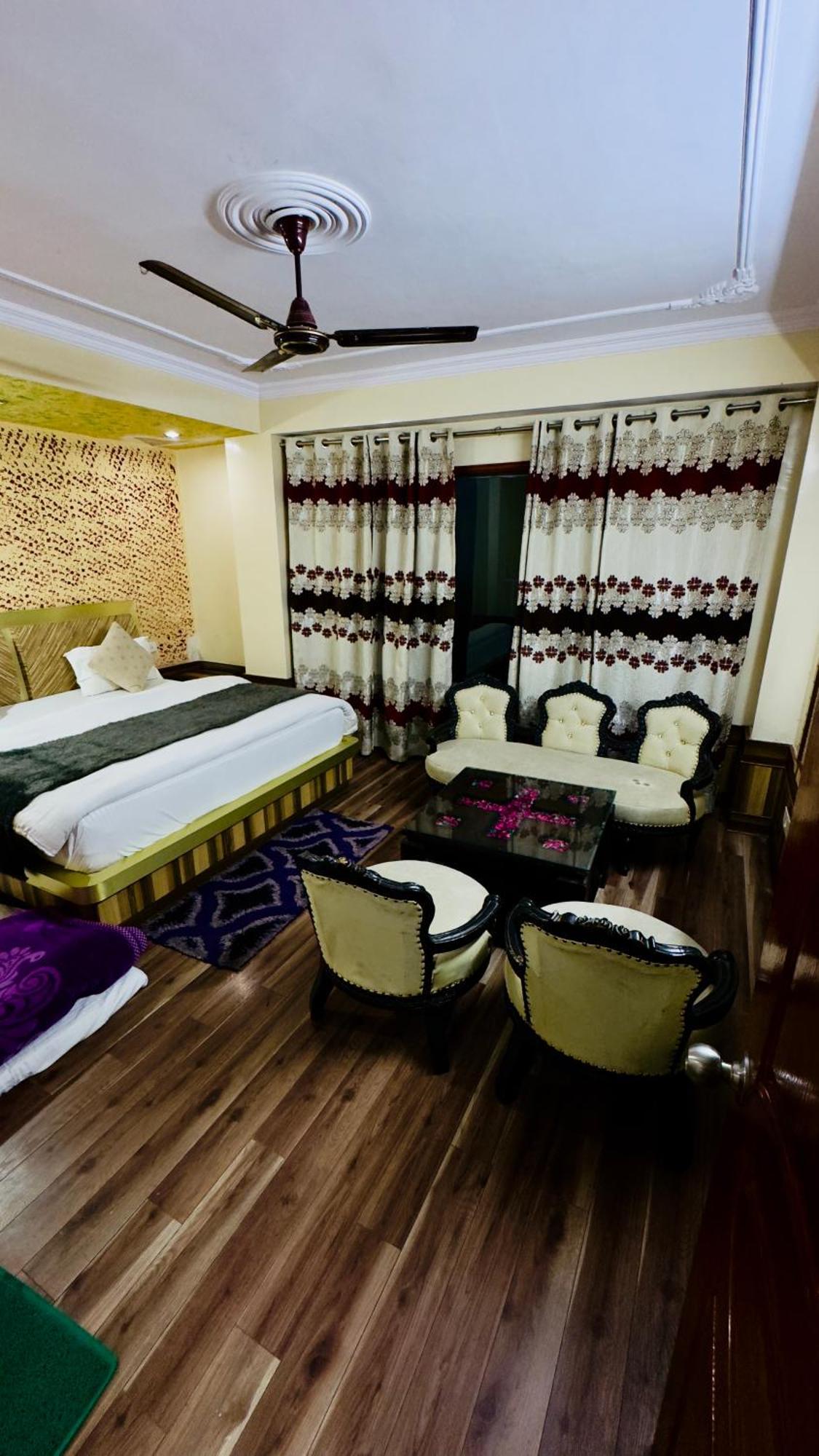 Hotel Apple Regency Shimla Exterior photo
