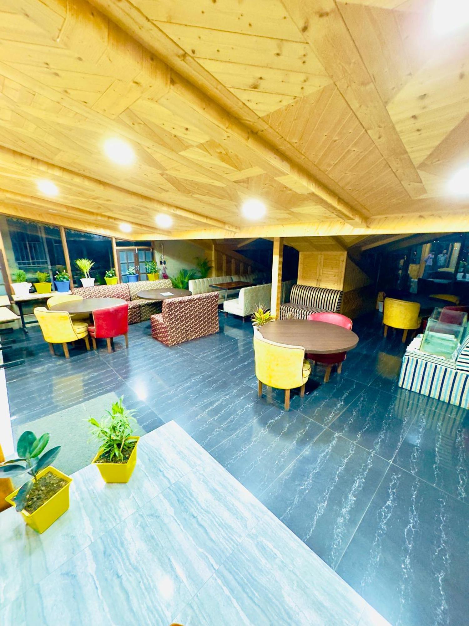 Hotel Apple Regency Shimla Exterior photo