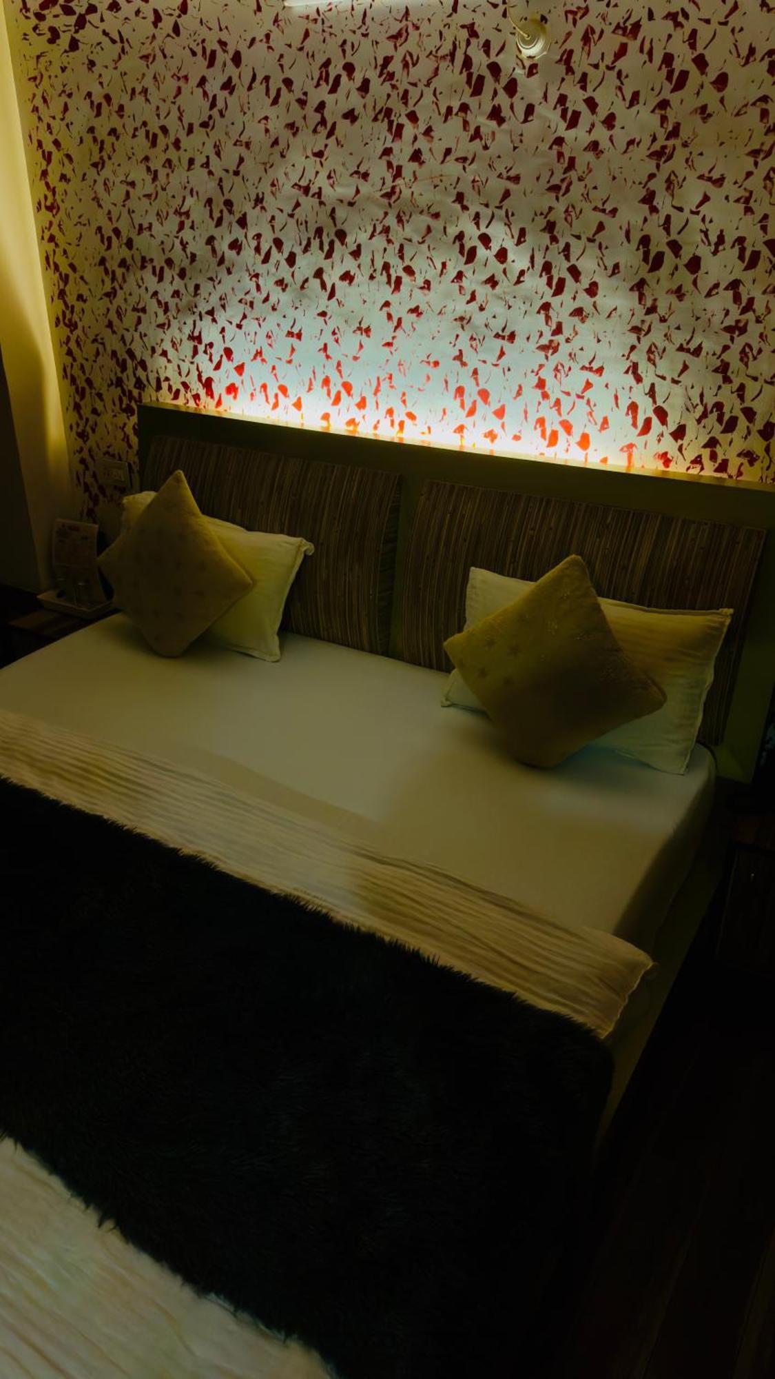 Hotel Apple Regency Shimla Exterior photo